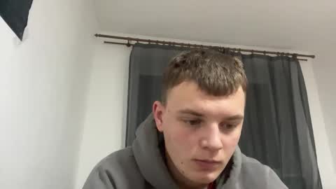 Snapshot of xxxten_ chatting on February 11, 8:14 pm Leo online show from February 11, 8:14 pm