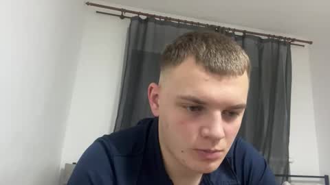 Snapshot of xxxten_ chatting on February 18, 8:16 pm Leo online show from February 18, 8:16 pm