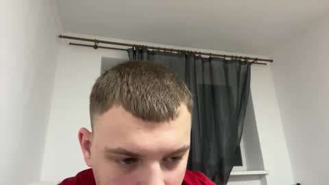 Snapshot of xxxten_ chatting on February 25, 7:34 pm Leo online show from February 25, 7:34 pm