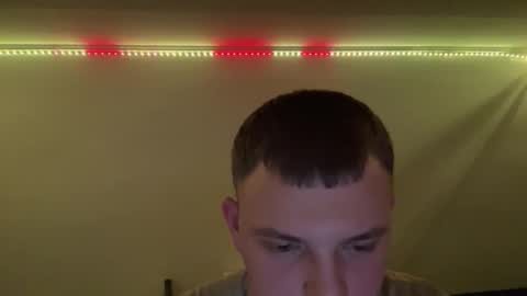 Snapshot of xxxten_ chatting on March 7, 9:23 pm Leo online show from March 7, 9:23 pm