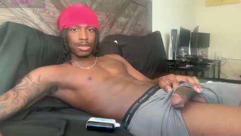 Snapshot of xxxwarlock chatting on January 16, 9:19 pm xxxwarlock online show from January 16, 9:19 pm