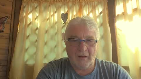 Snapshot of xxxxpeter55 chatting on May 27, 10:23 am xxxxpeter55 online show from May 27, 10:23 am