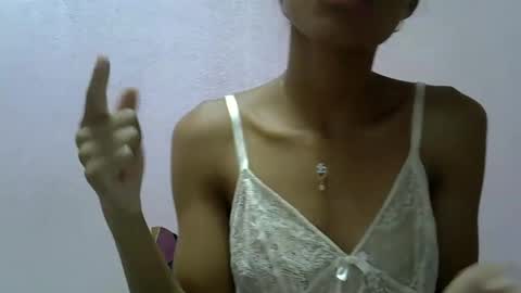 Snapshot of yalane chatting on April 21, 5:03 am yalane online show from April 21, 5:03 am
