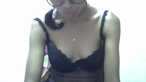 Snapshot of yalane chatting on May 6, 6:19 am yalane online show from May 6, 6:19 am