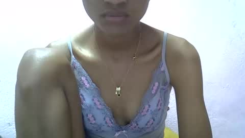 Snapshot of yalane chatting on May 21, 11:28 am yalane online show from May 21, 11:28 am