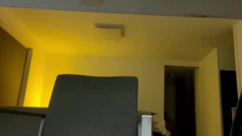 Snapshot of yallayalla1806 chatting on May 12, 11:13 pm yallayalla1806 online show from May 12, 11:13 pm