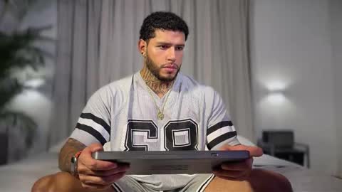 yamp sambrano online show from October 16, 4:02 am