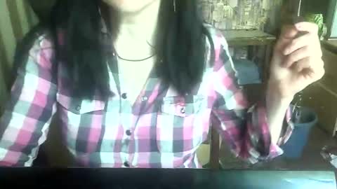 Snapshot of yanafiesta chatting on April 25, 10:18 am yanafiesta online show from April 25, 10:18 am