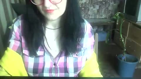 Snapshot of yanafiesta chatting on April 27, 1:20 pm yanafiesta online show from April 27, 1:20 pm