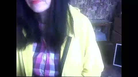 Snapshot of yanafiesta chatting on May 2, 9:36 am yanafiesta online show from May 2, 9:36 am