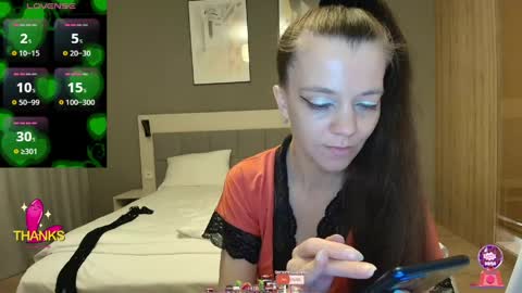 Snapshot of yanasweetx chatting on April 14, 9:32 pm YanaSweetX online show from April 14, 9:32 pm