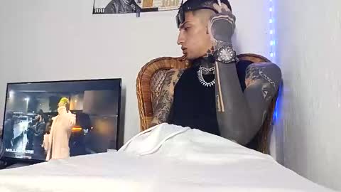 Yan online show from February 13, 4:30 am