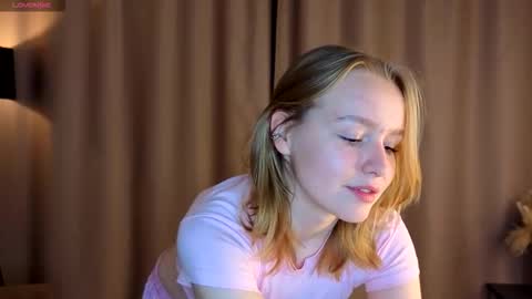 Kate online show from October 25, 2:13 pm