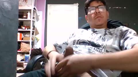 Snapshot of yankoloco92 chatting on April 15, 9:49 am yankoloco92 online show from April 15, 9:49 am