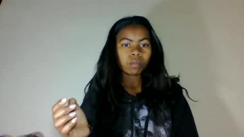 Snapshot of yannick_01 chatting on June 18, 8:46 pm yannick_01 online show from June 18, 8:46 pm