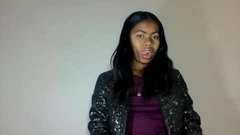 Snapshot of yannick_01 chatting on June 23, 10:24 am yannick_01 online show from June 23, 10:24 am