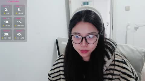 yaoyaoliu online show from April 5, 11:51 am