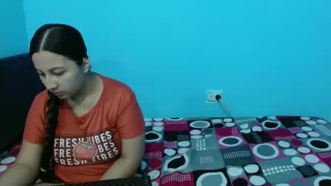 Snapshot of yara_breeze chatting on June 5, 7:41 pm yara_breeze online show from June 5, 7:41 pm