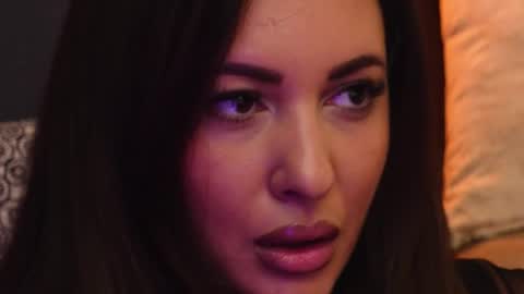 YaraCollins online show from October 25, 6:57 pm
