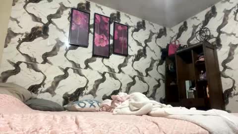 Snapshot of yari28041 chatting on May 29, 7:12 pm yari28041 online show from May 29, 7:12 pm