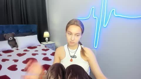 Yasmina online show from September 15, 1:11 pm