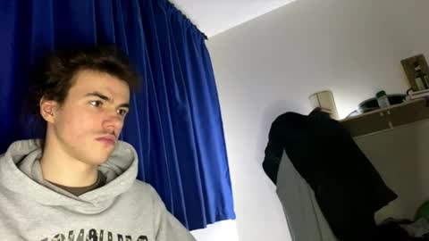 yayay333 online show from April 6, 9:38 pm