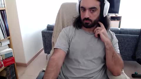 yeeaahoo online show from November 28, 11:46 am