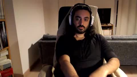 yeeaahoo online show from February 14, 7:54 pm