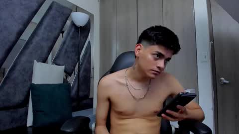 yef_thinn online show from March 6, 5:15 am