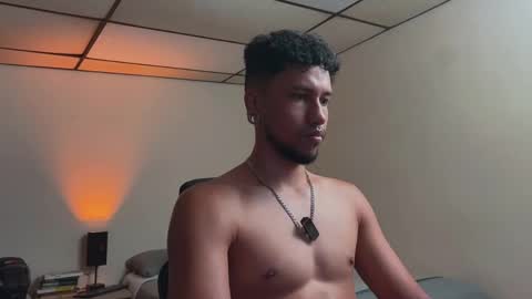 yeff online show from May 8, 10:48 pm