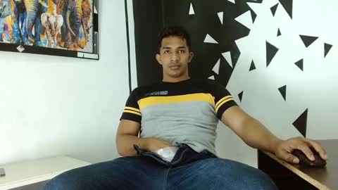 Snapshot of yeiko_park23 chatting on January 9, 2:11 am Yeiko Park23 online show from January 9, 2:11 am