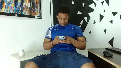 Snapshot of yeiko_park23 chatting on January 28, 2:43 am Yeiko Park23 online show from January 28, 2:43 am