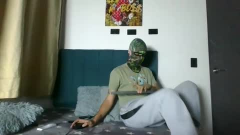 yeisongomezz online show from September 15, 5:07 am