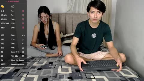 Snapshot of yellowpokemon chatting on December 10, 9:00 pm Jodie Andy 3 online show from December 10, 9:00 pm