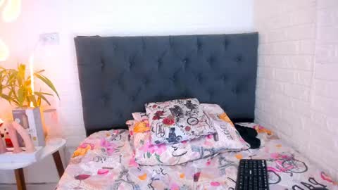 YEM online show from April 18, 7:58 pm