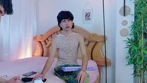 Snapshot of yeremmy_twink chatting on July 19, 7:06 pm yeremmy_twink online show from July 19, 7:06 pm