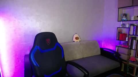 Eden online show from November 5, 7:03 pm