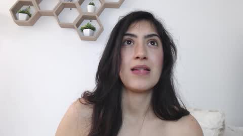 Snapshot of yesikacosta chatting on February 21, 5:25 pm yesikacosta online show from February 21, 5:25 pm