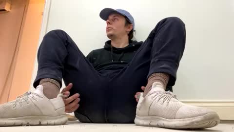 Snapshot of yesimlonely chatting on November 27, 2:52 pm Sal online show from November 27, 2:52 pm