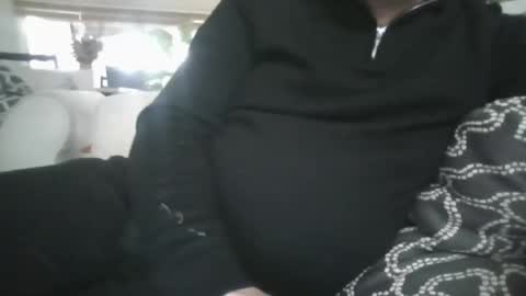 Snapshot of yesplease1969 chatting on October 19, 8:48 am yesplease1969 online show from October 19, 8:48 am