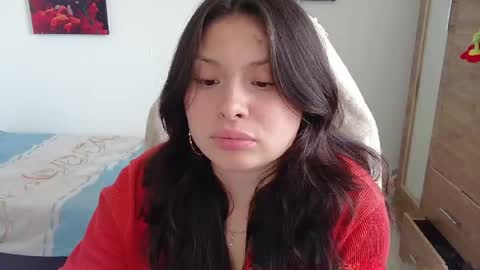 Snapshot of yessica_gomez01 chatting on May 5, 9:45 pm yessica_gomez01 online show from May 5, 9:45 pm