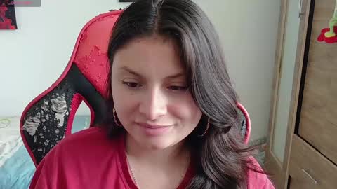 Snapshot of yessica_gomez01 chatting on May 23, 12:53 pm yessica_gomez01 online show from May 23, 12:53 pm