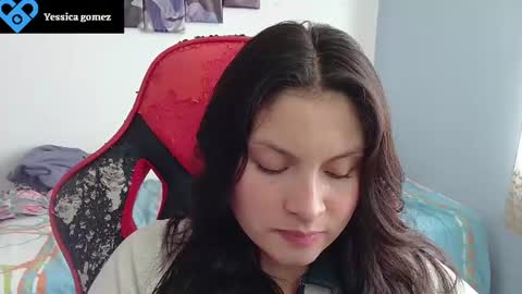 Snapshot of yessica_gomez01 chatting on July 4, 8:48 pm yessica_gomez01 online show from July 4, 8:48 pm