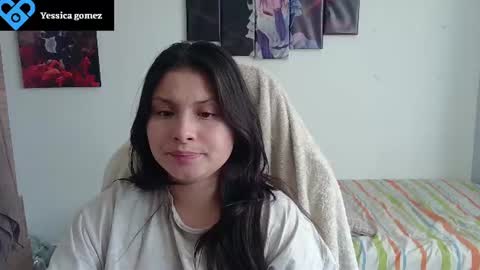 Snapshot of yessica_gomez01 chatting on July 12, 6:54 pm yessica_gomez01 online show from July 12, 6:54 pm