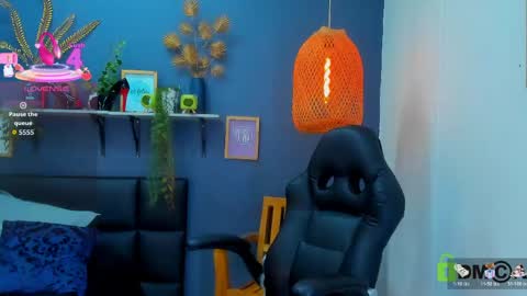 Snapshot of yessika_parker chatting on April 24, 8:50 am yessika_parker online show from April 24, 8:50 am