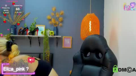 Snapshot of yessika_parker chatting on June 1, 8:49 am yessika_parker online show from June 1, 8:49 am