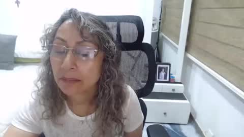 jessy online show from March 15, 1:44 am