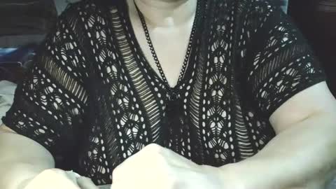 Snapshot of yessirprincesspet chatting on April 26, 2:53 am yessirprincesspet online show from April 26, 2:53 am