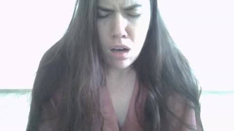 Snapshot of yesyoucanjustdoit chatting on March 29, 2:28 pm Kira online show from March 29, 2:28 pm