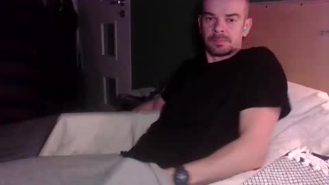 Snapshot of yewloo chatting on November 26, 3:35 pm yewloo online show from November 26, 3:35 pm